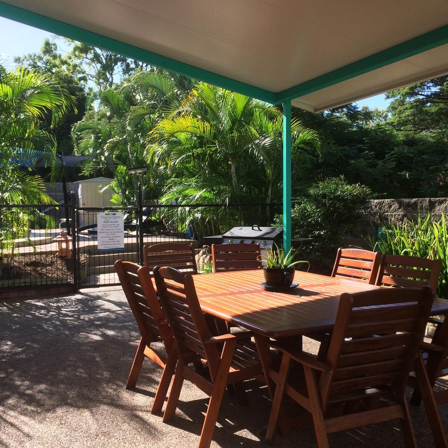 Tropical Palms Resort & 4Wd Hire Picnic Bay Eksteriør billede